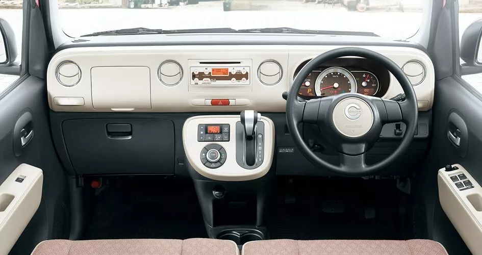 Автомобиль Daihatsu Mira Cocoa I Рестайлинг Хэтчбек (5 дверей)
