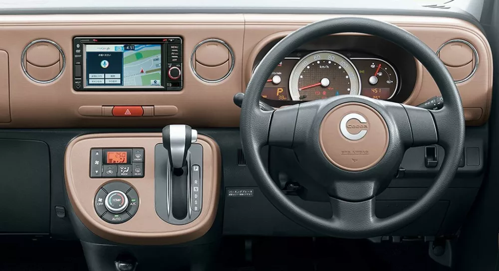 Автомобиль Daihatsu Mira Cocoa I Рестайлинг Хэтчбек (5 дверей)