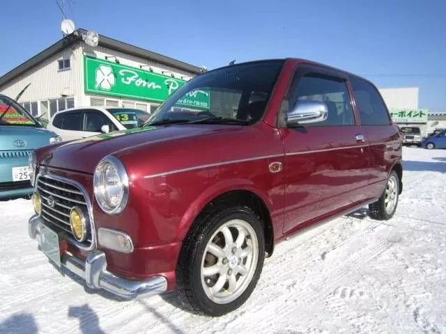 Автомобиль Daihatsu Mira Gino I Хэтчбек (3 двери)