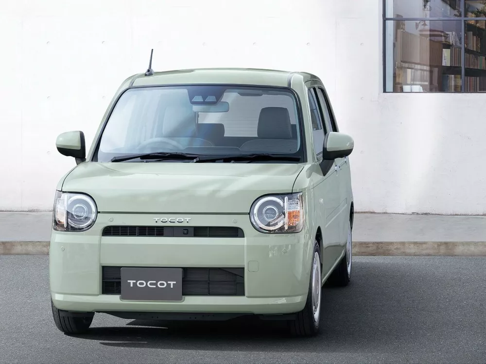 Автомобиль Daihatsu Mira Tocot Хэтчбек (5 дверей)