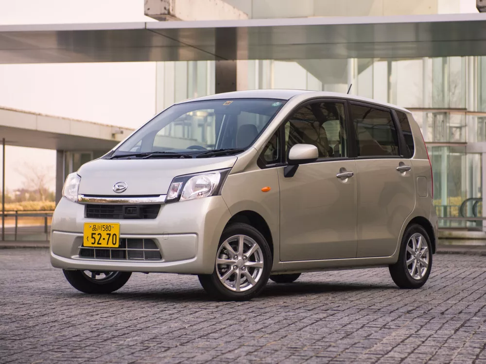 Автомобиль Daihatsu Move V Рестайлинг Микровэн