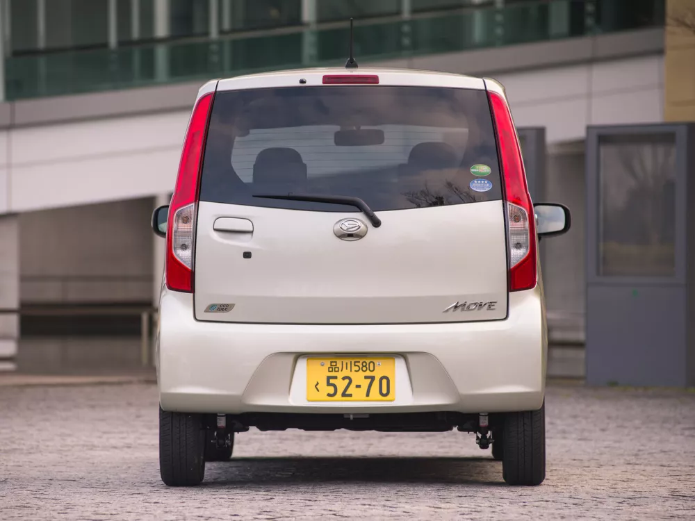 Автомобиль Daihatsu Move V Рестайлинг Микровэн