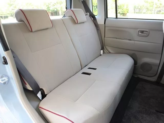 Автомобиль Daihatsu Move Conte I Хэтчбек (5 дверей)