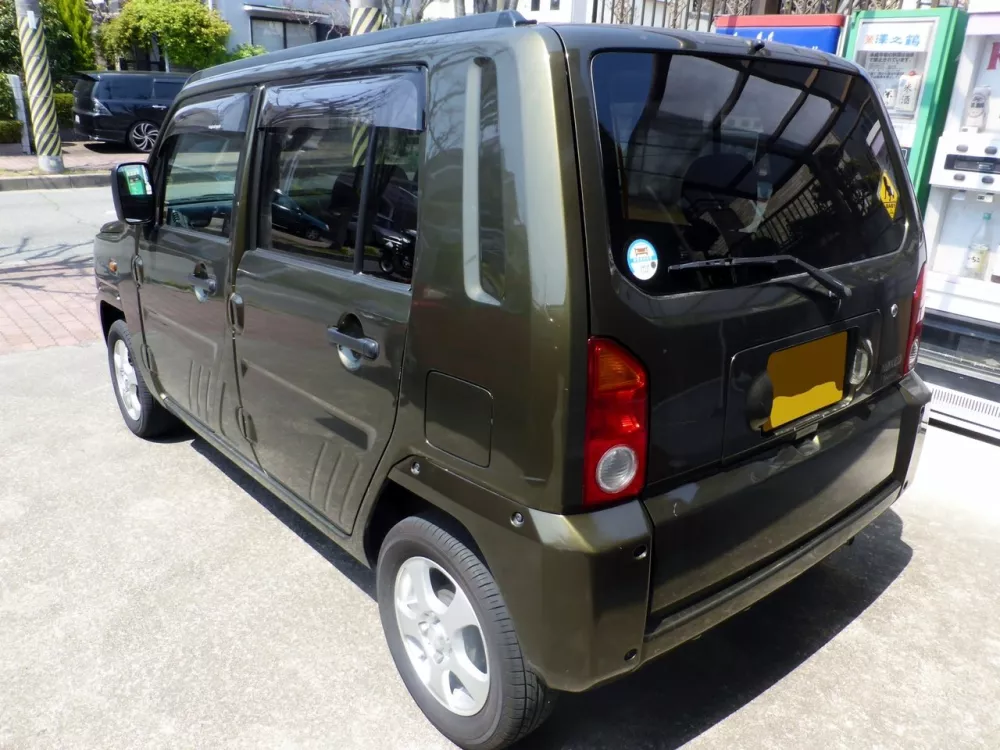 Автомобиль Daihatsu Naked Микровэн