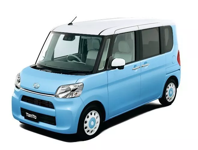 Автомобиль Daihatsu Tanto III Рестайлинг Микровэн