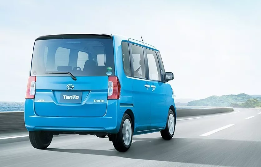 Автомобиль Daihatsu Tanto III Микровэн