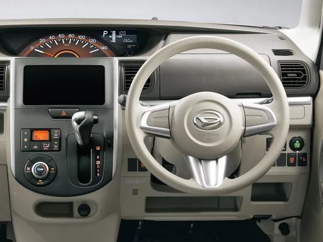 Автомобиль Daihatsu Tanto III Микровэн