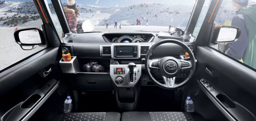 Автомобиль Daihatsu Wake I Микровэн