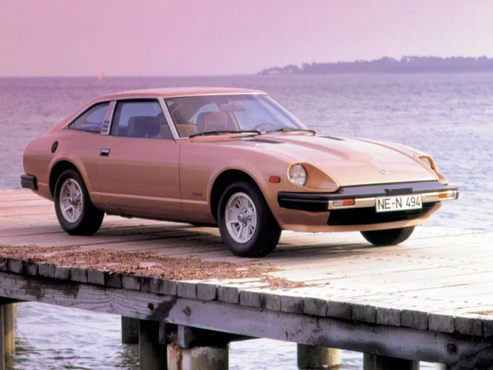 Автомобиль Datsun 280ZX Купе