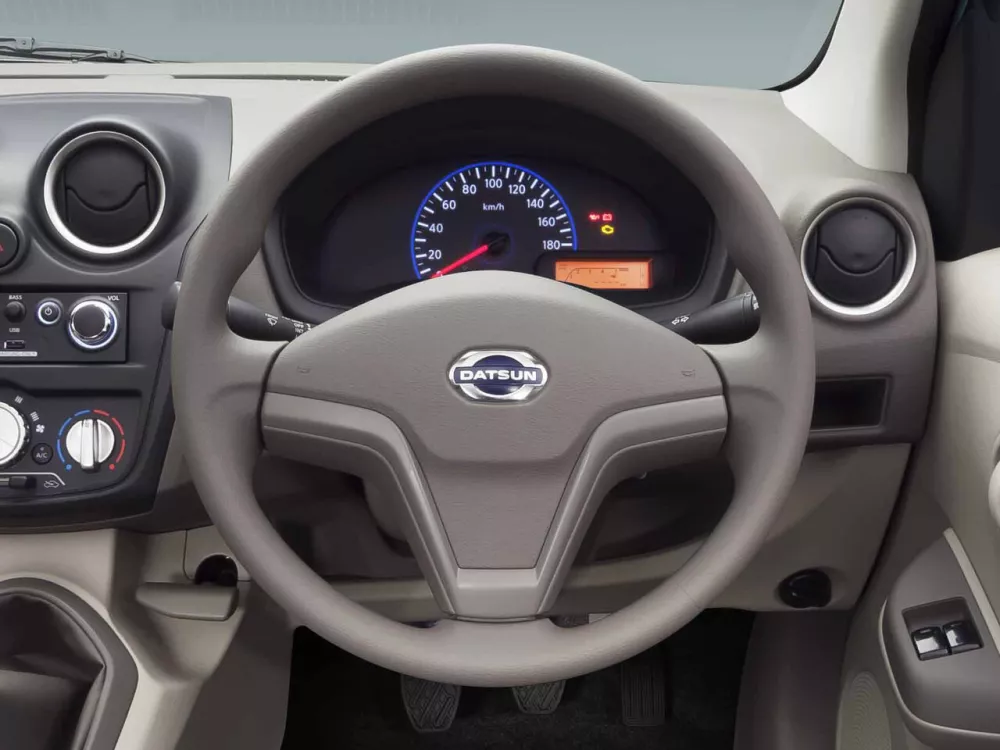 Автомобиль Datsun GO Хэтчбек (5 дверей)
