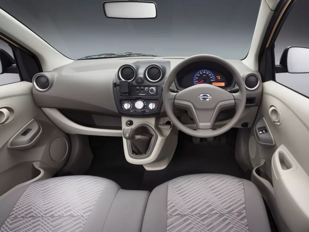 Автомобиль Datsun GO+ Компактвэн