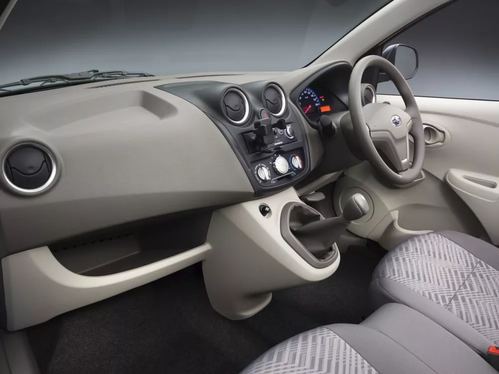 Автомобиль Datsun GO+ Компактвэн