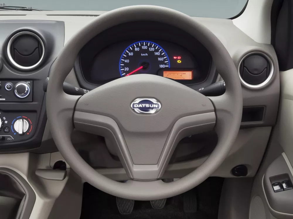 Автомобиль Datsun GO+ Компактвэн