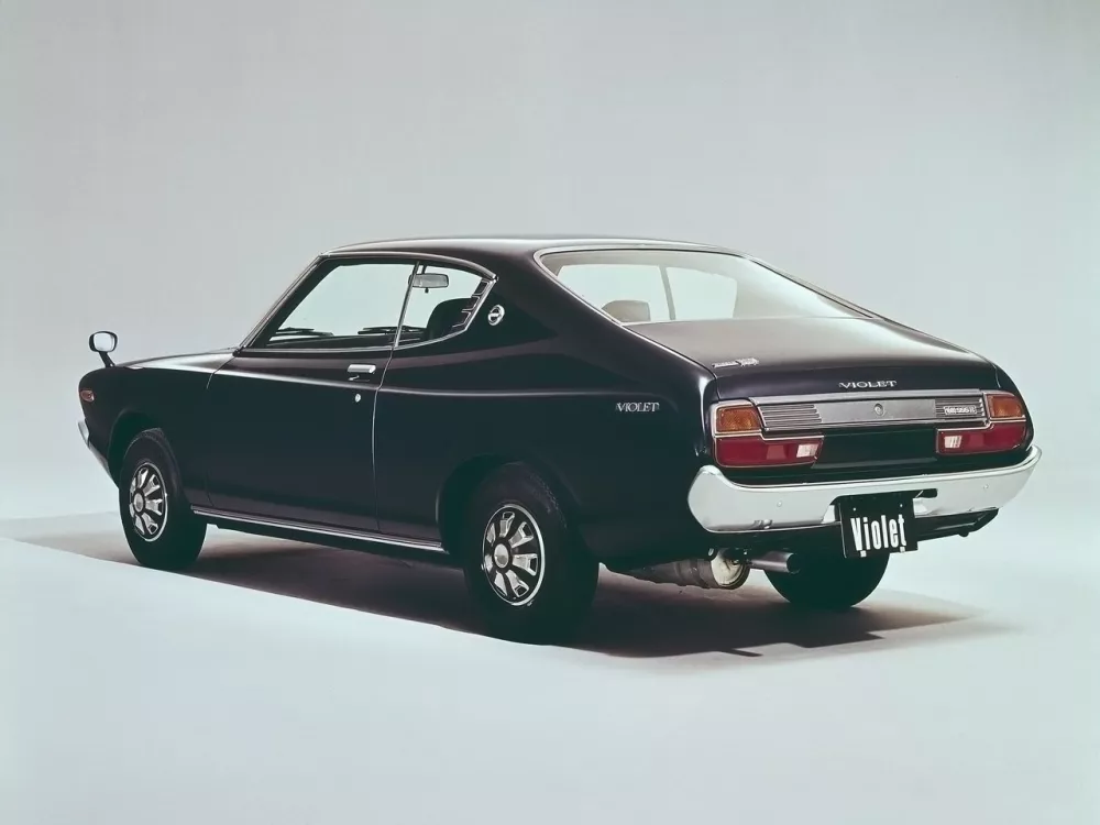 Автомобиль Datsun Violet 710 Седан 2 дв.