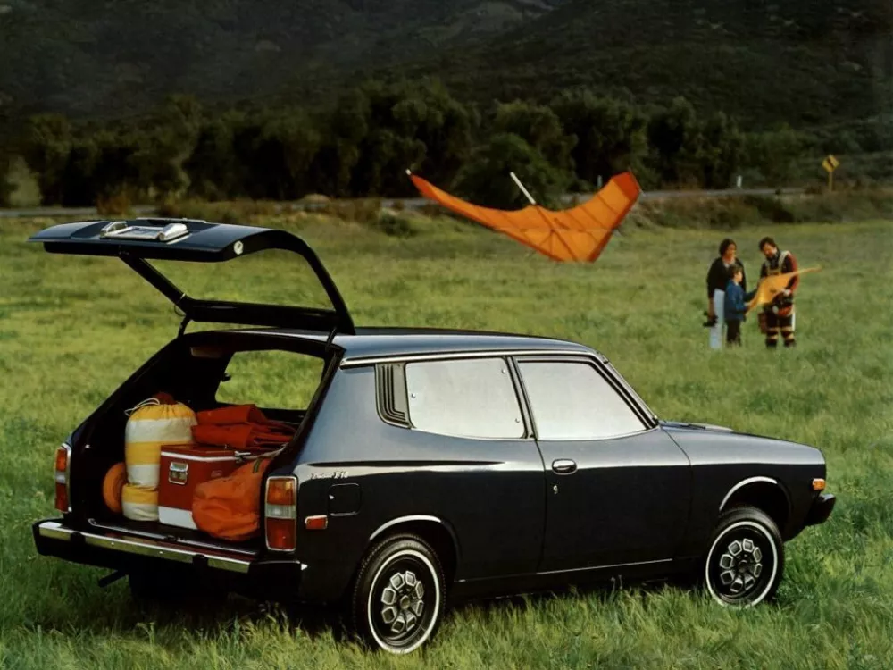Автомобиль Datsun Cherry II Универсал (3 двери)