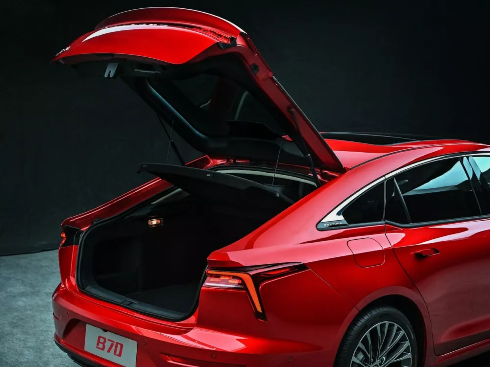 Автомобиль FAW Bestune B70 I Лифтбек