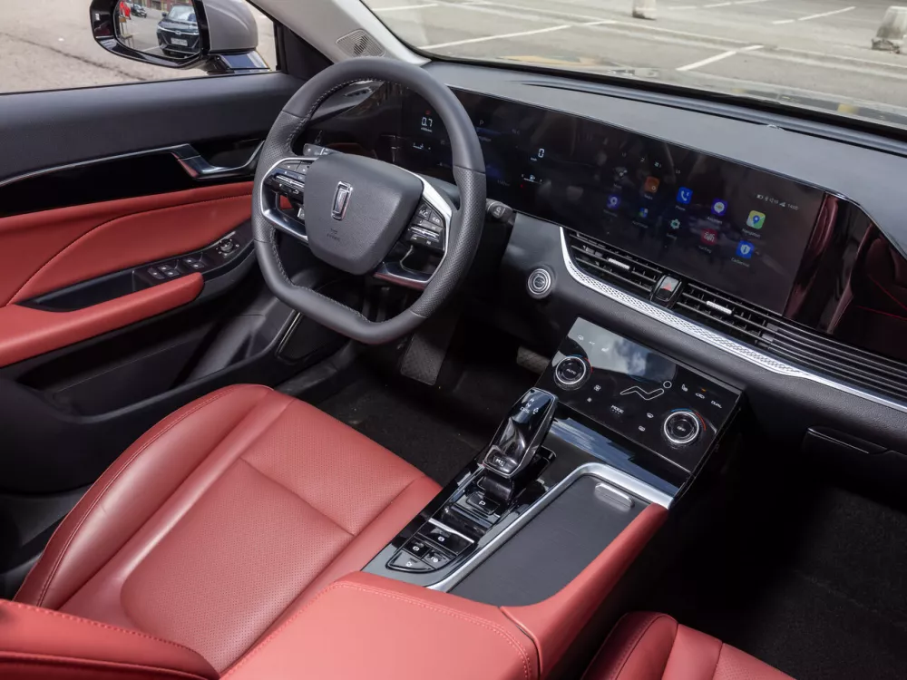 Автомобиль FAW Bestune B70 I Лифтбек