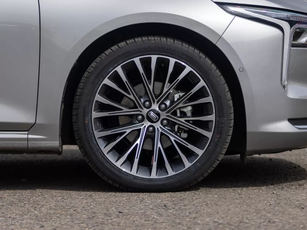 Автомобиль FAW Bestune B70 I Лифтбек