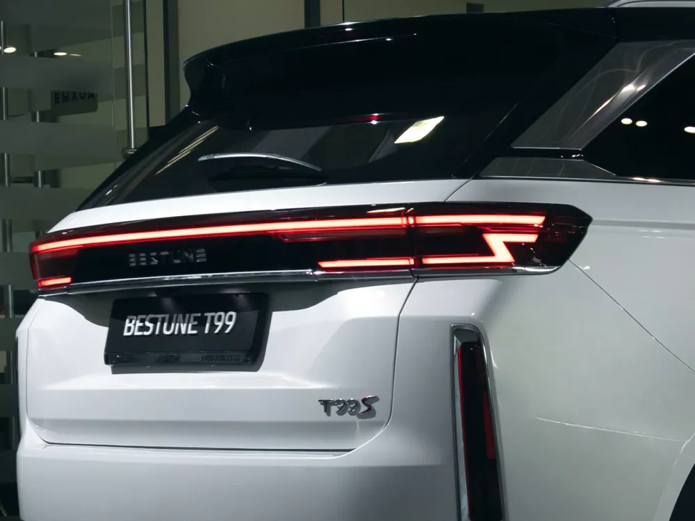 Автомобиль FAW Bestune T99 I Внедорожник (5 дверей)