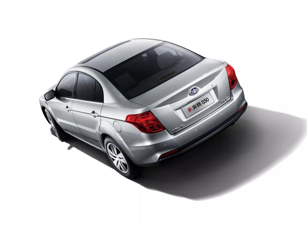 Автомобиль FAW Besturn B50 I Рестайлинг Седан