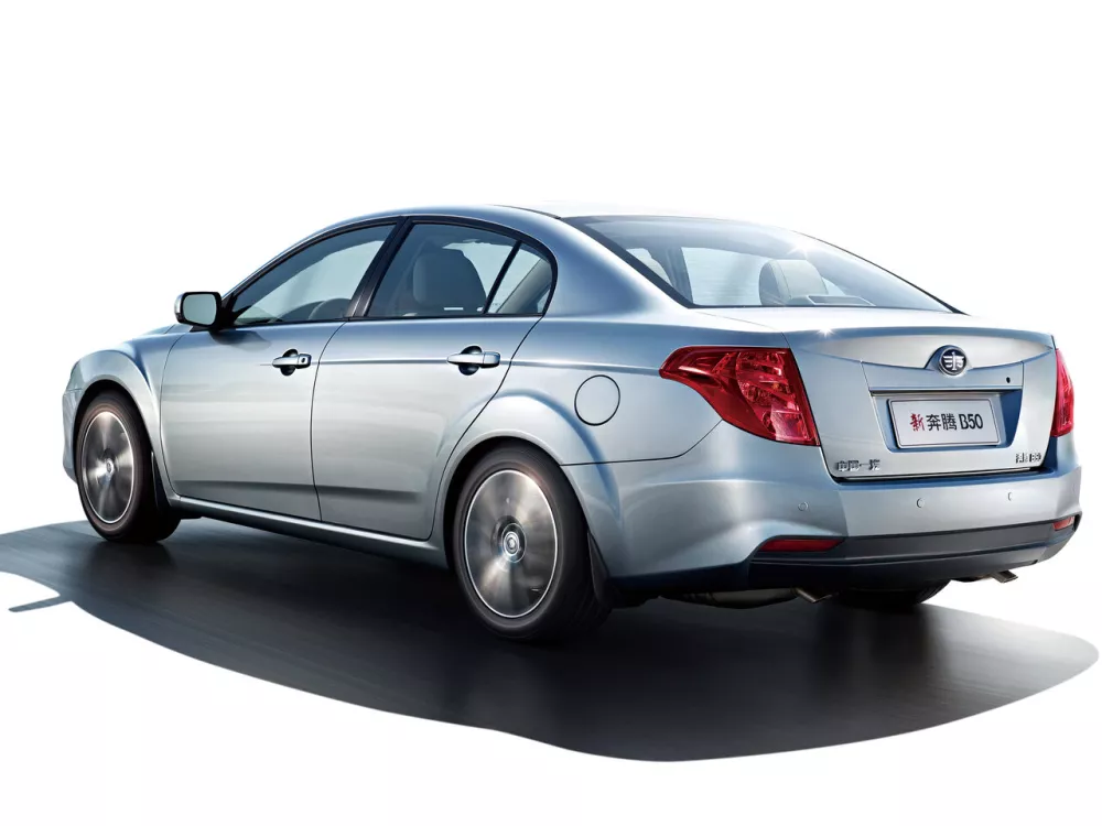 Автомобиль FAW Besturn B50 I Рестайлинг Седан