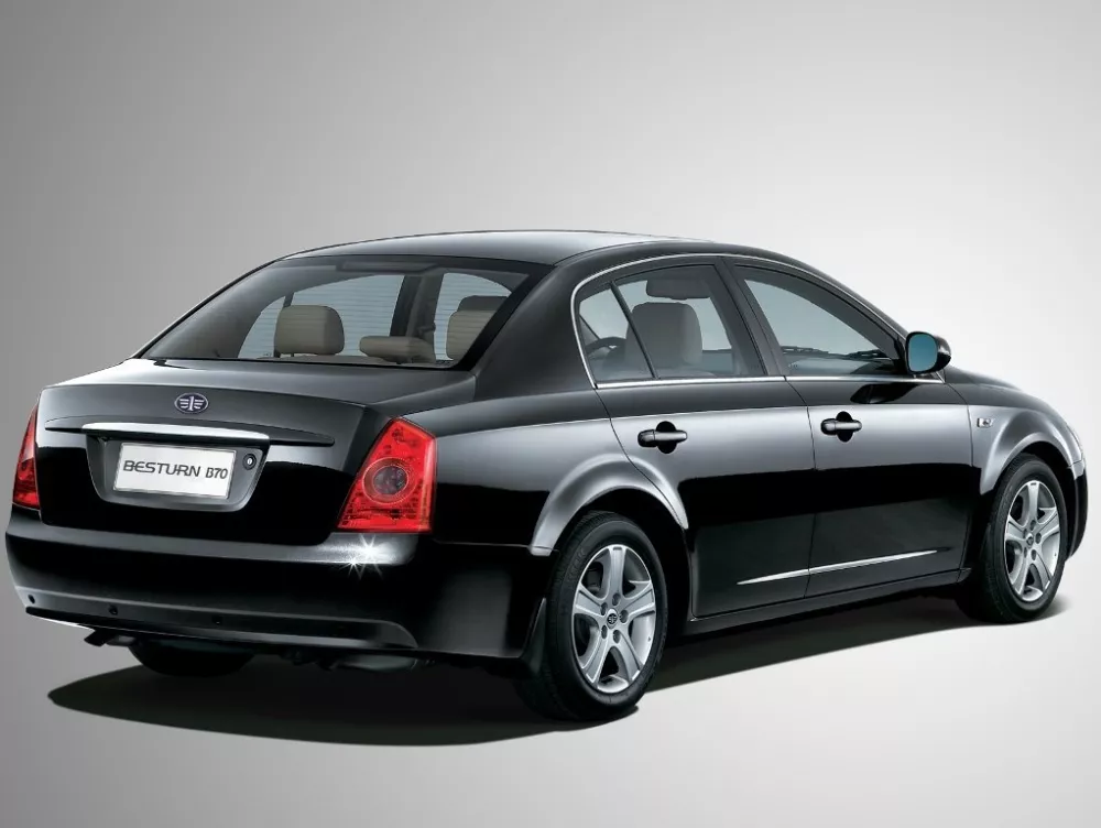 Автомобиль FAW Besturn B70 I Седан