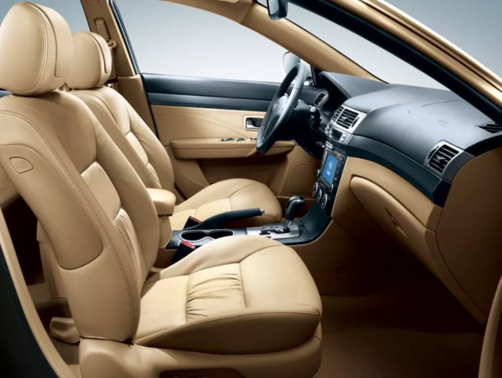 Автомобиль FAW Besturn B70 I Седан