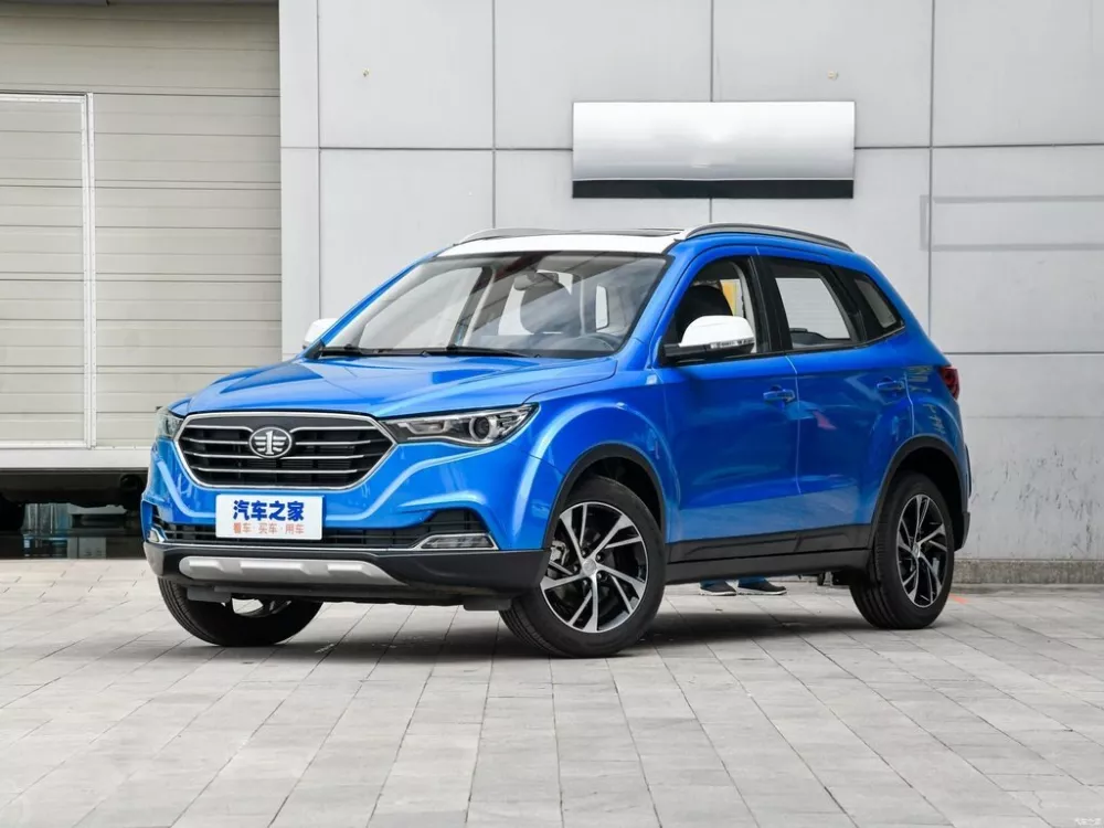 Автомобиль FAW Besturn X40 I Внедорожник (5 дверей)