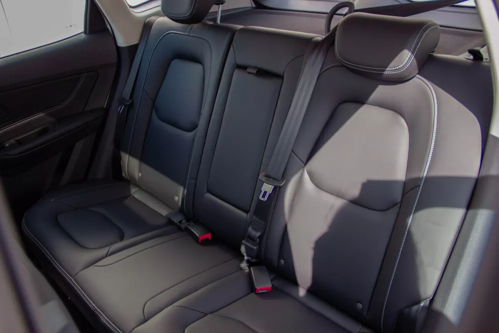 Автомобиль FAW Besturn X40 I Внедорожник (5 дверей)
