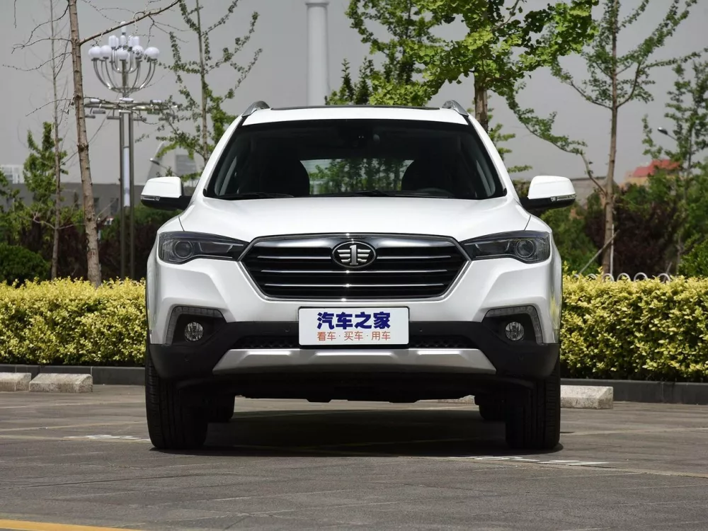 Автомобиль FAW Besturn X80 I Рестайлинг Внедорожник (5 дверей)