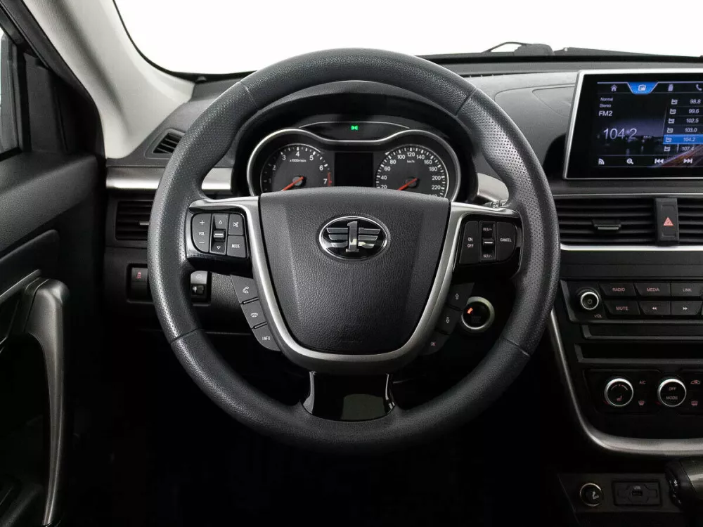Автомобиль FAW Besturn X80 I Рестайлинг Внедорожник (5 дверей)