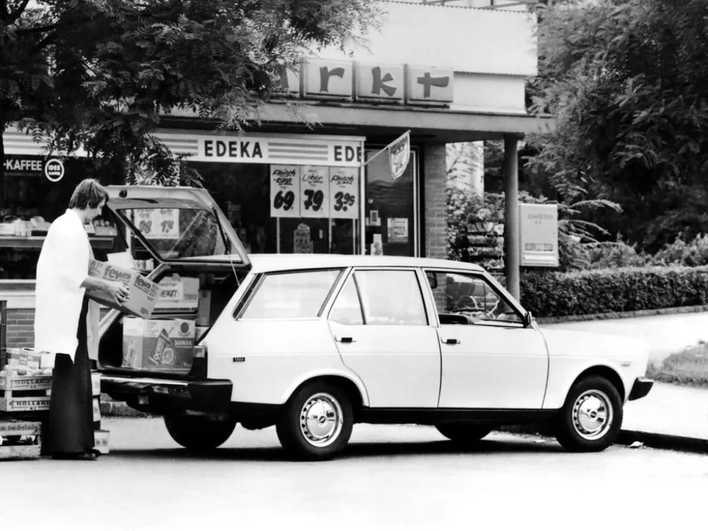 Автомобиль Fiat 131 Универсал (5 дверей)
