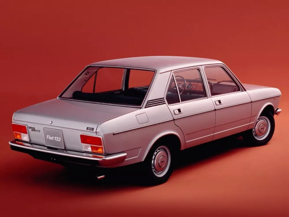 Автомобиль Fiat 132 Седан
