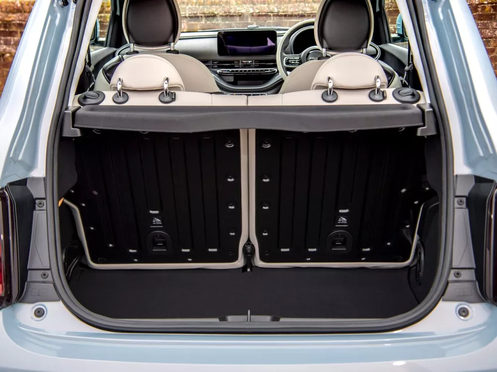 Автомобиль Fiat 500 III Хэтчбек (3 двери)
