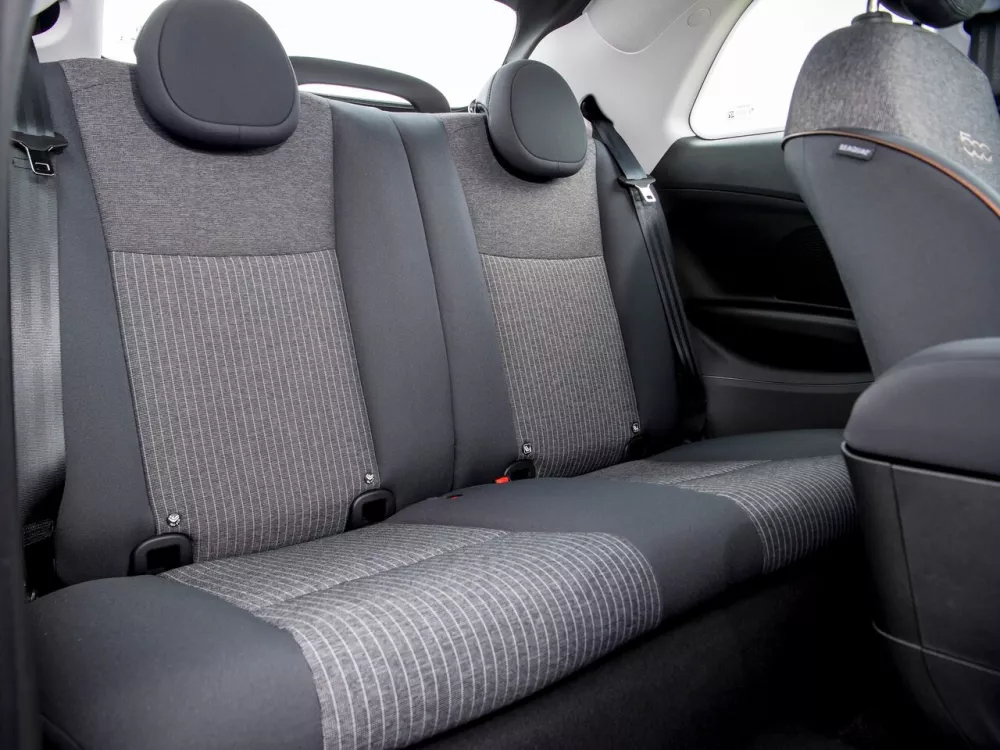 Автомобиль Fiat 500 III Кабриолет