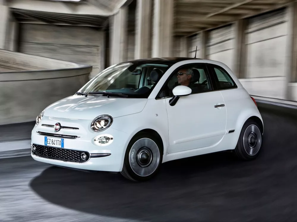 Автомобиль Fiat 500 II Рестайлинг Хэтчбек (3 двери)