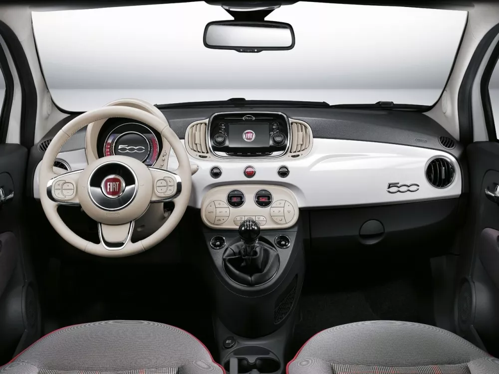 Автомобиль Fiat 500 II Рестайлинг Хэтчбек (3 двери)