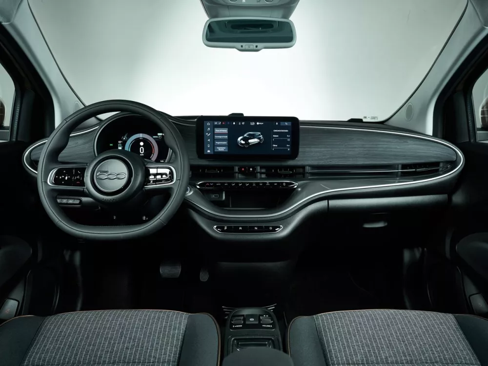 Автомобиль Fiat 500 III Хэтчбек (3 двери)