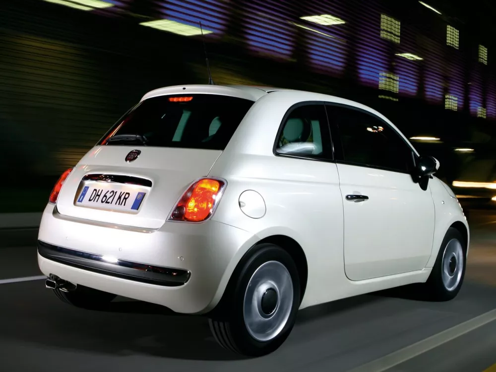 Автомобиль Fiat 500 II Хэтчбек (3 двери)