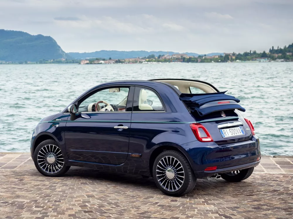Автомобиль Fiat 500 II Рестайлинг Кабриолет