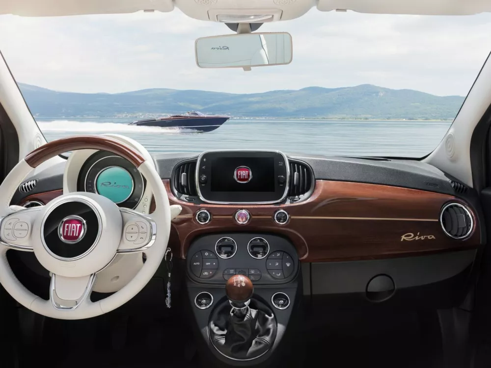 Автомобиль Fiat 500 II Рестайлинг Кабриолет