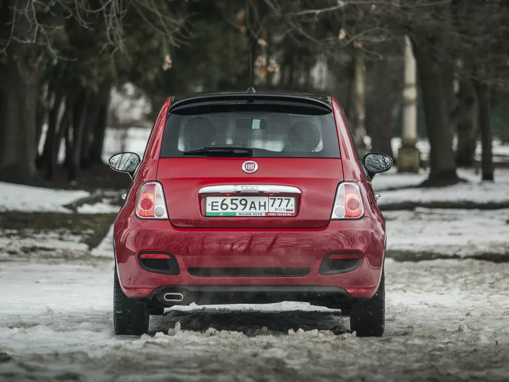 Автомобиль Fiat 500 II Хэтчбек (3 двери)