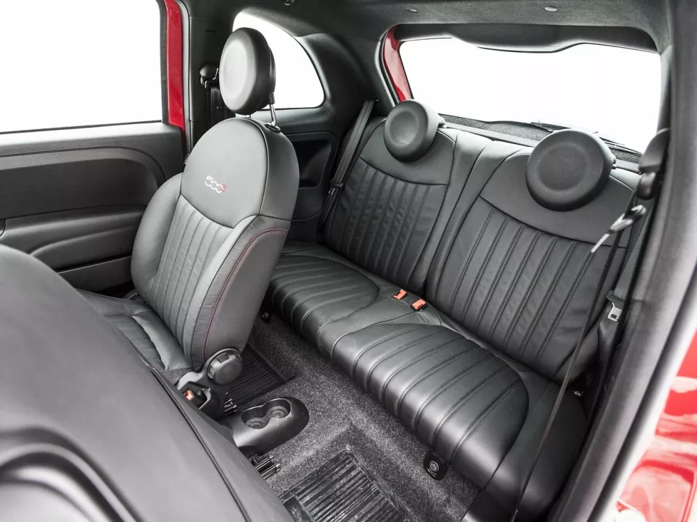 Автомобиль Fiat 500 II Хэтчбек (3 двери)