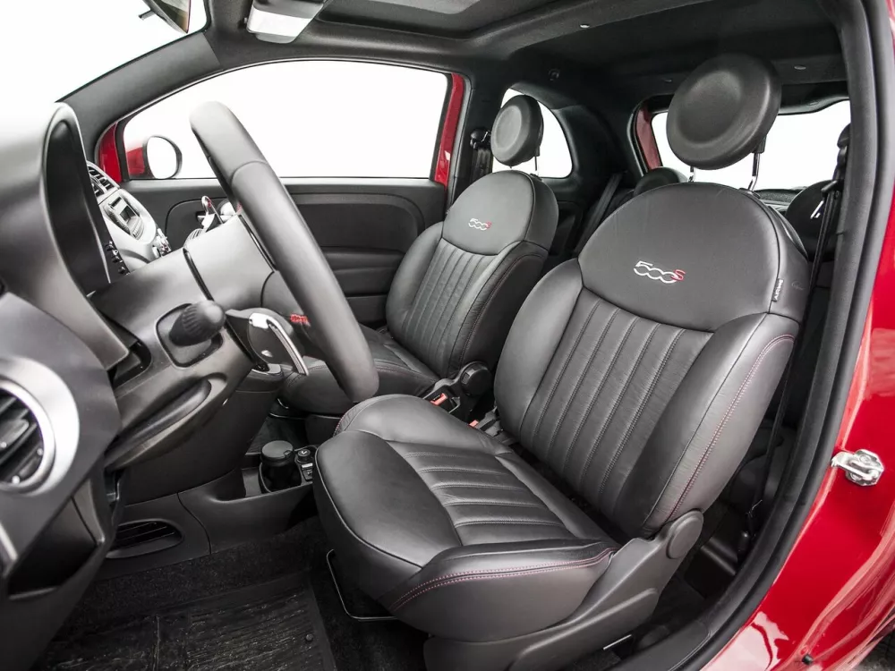 Автомобиль Fiat 500 II Хэтчбек (3 двери)