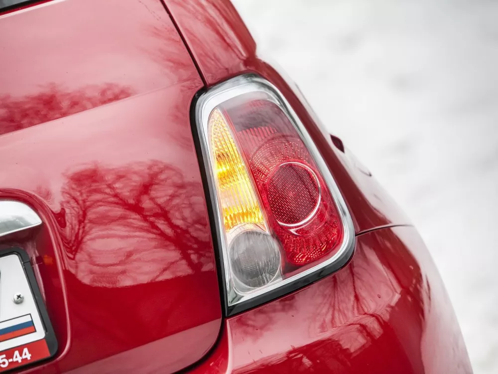 Автомобиль Fiat 500 II Хэтчбек (3 двери)
