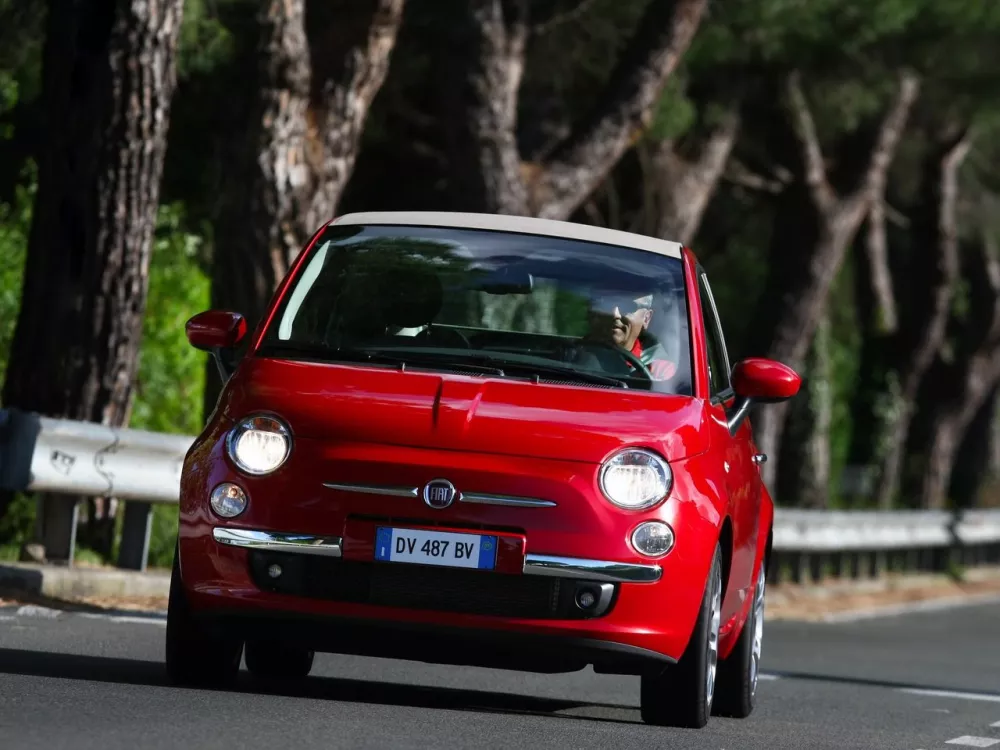 Автомобиль Fiat 500 II Кабриолет