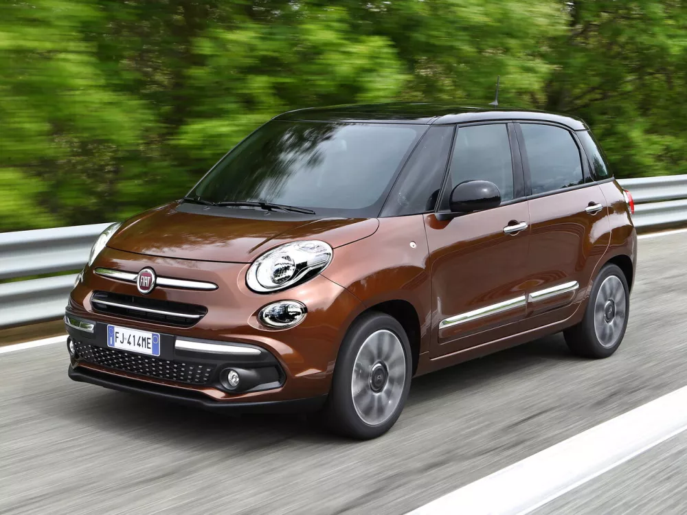 Автомобиль Fiat 500L I Рестайлинг Компактвэн