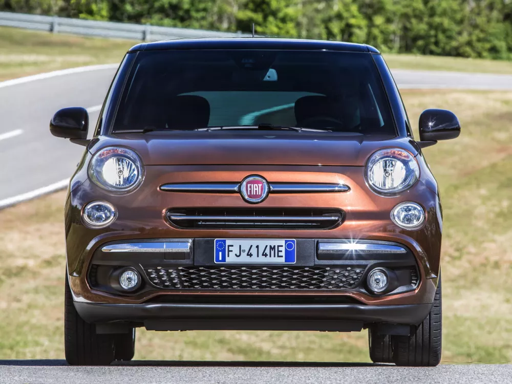 Автомобиль Fiat 500L I Рестайлинг Компактвэн