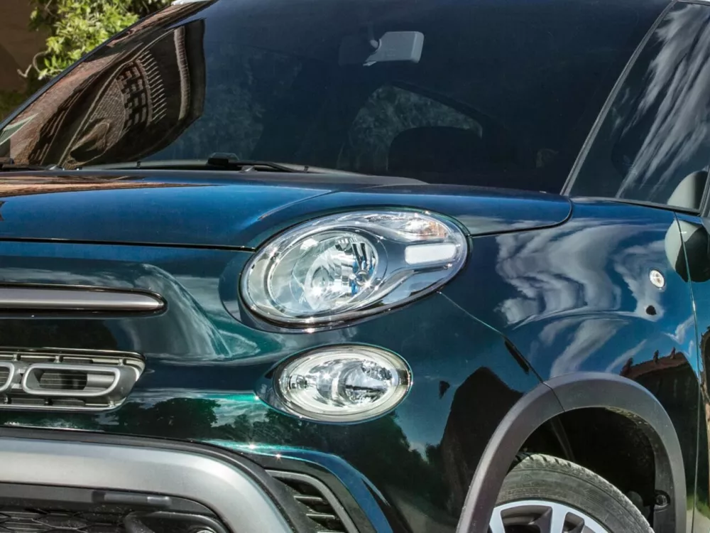 Автомобиль Fiat 500L I Рестайлинг Компактвэн Cross