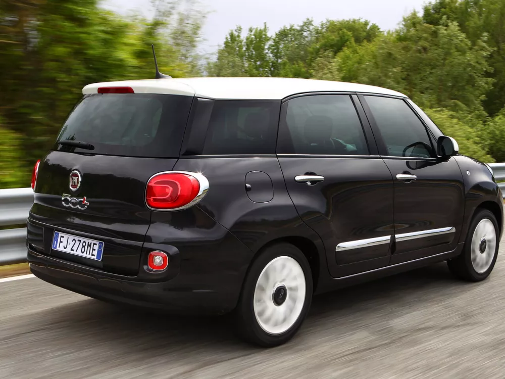Автомобиль Fiat 500L I Рестайлинг Компактвэн Wagon